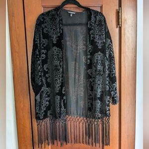 Express Velvet Lace Kimono